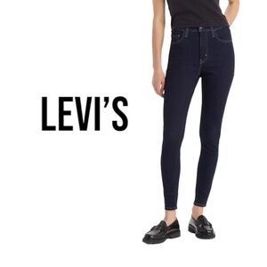 LEVI’S 720 High Rise Super Skinny Dark Wash | Women’s 25
